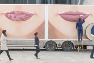 Vaseline Lip Therapy